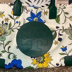 Large Tory Burch Tote 👜